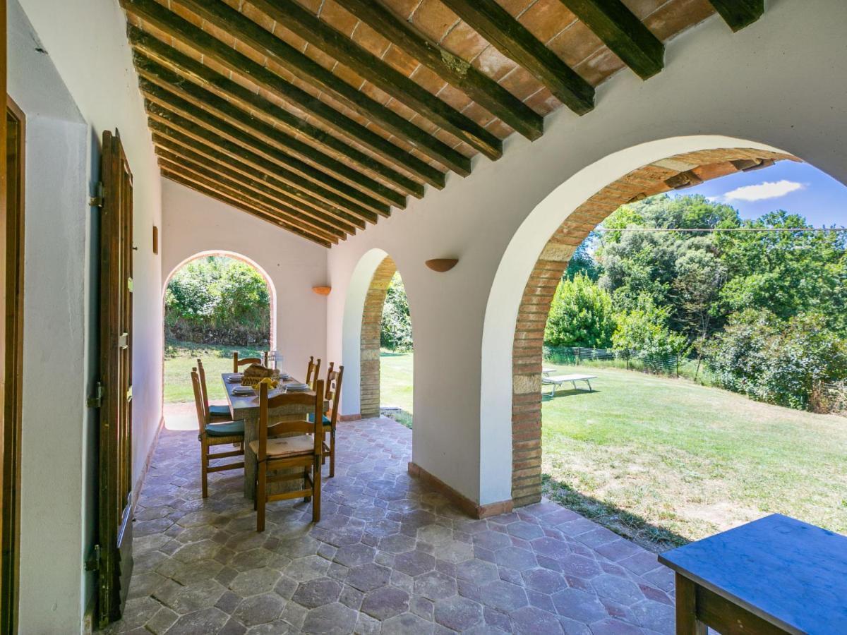 Holiday Home Casale Fonte By Interhome 罗卡斯特拉达 外观 照片